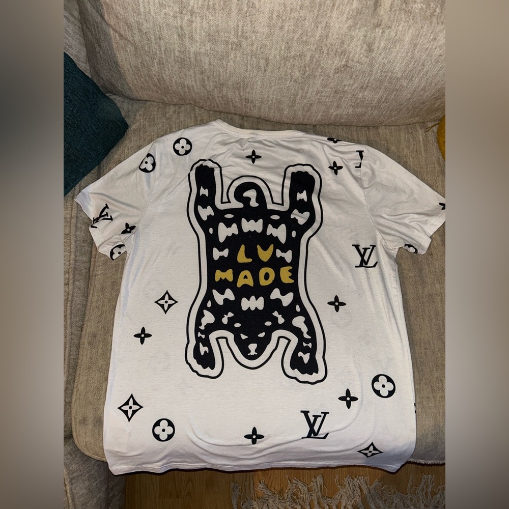 Boutique shirt